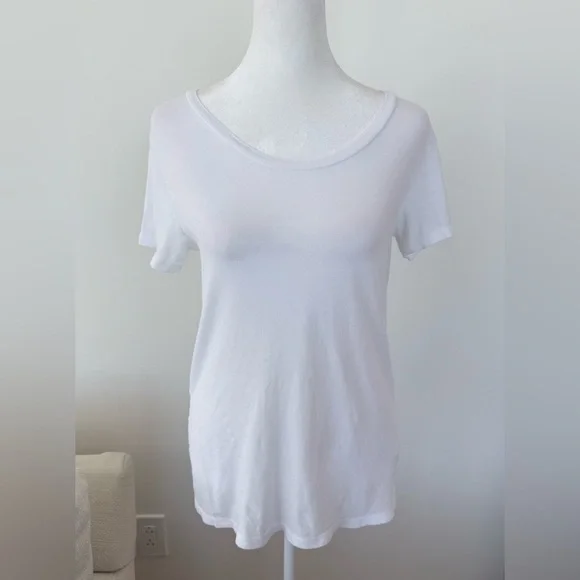 NWOT J.Crew Women’s Classic-Fit Crewneck Tissue T-Shirt | Small (US 2-4) - Picture 2 of 10